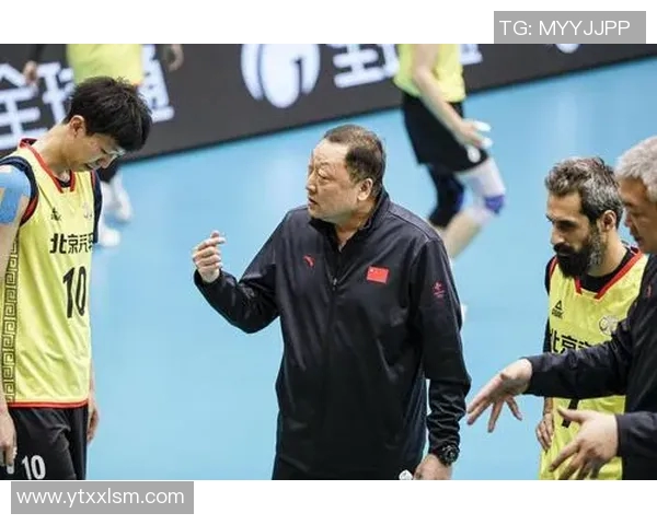 深入探讨北京排球队技术特点与其他球队的全面对比分析