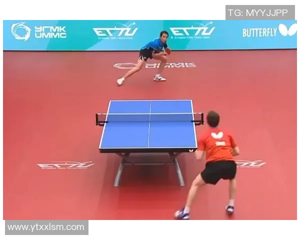 科学网球技术训练方法与欧冠足球技巧的融合探索